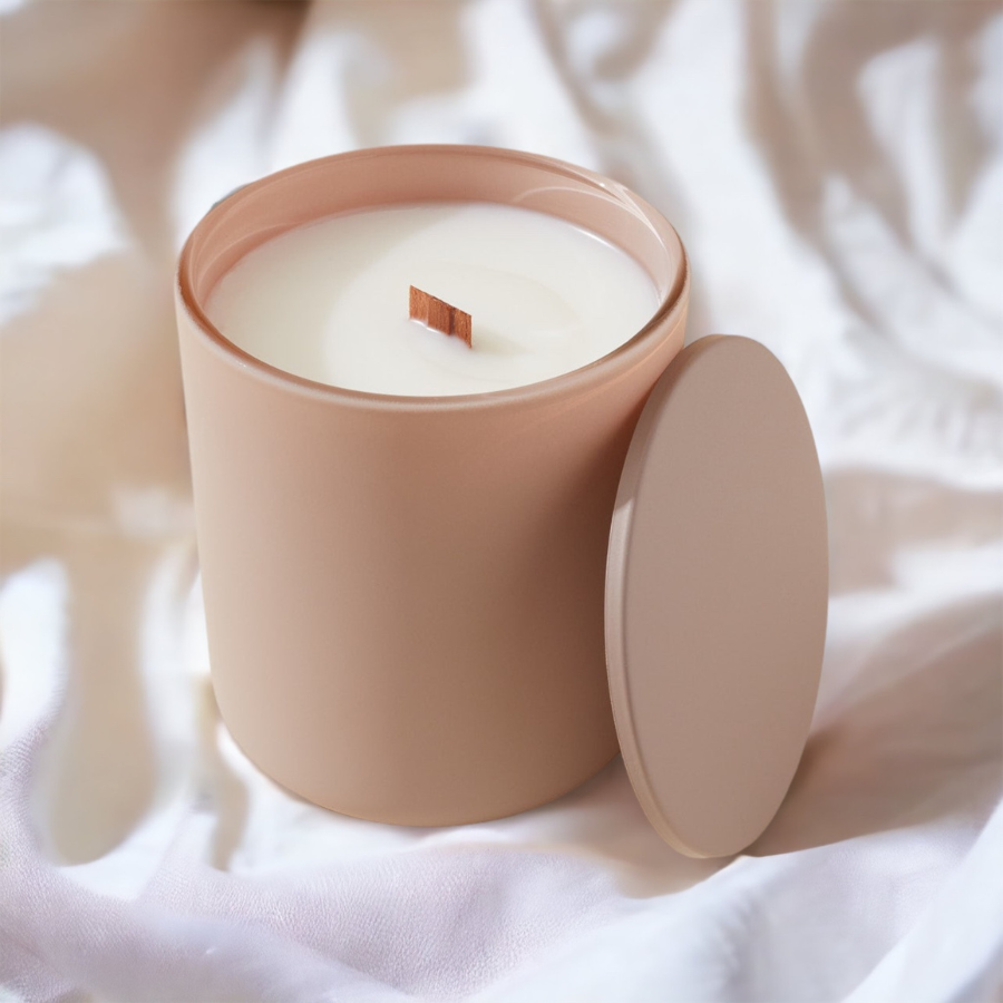 Summer Passionfruit candle - Lanna Lux 